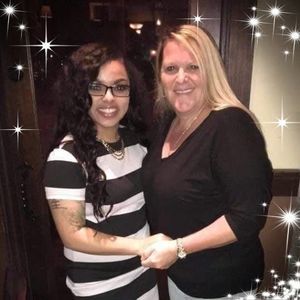 Meet your Posher, Connie